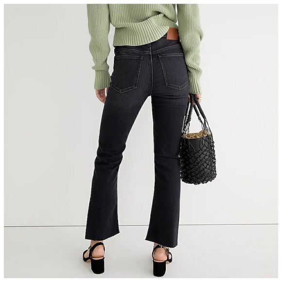 NWT J. Crew 9" Billie Demi Boot Crop Jean in Charcoal Wash 24 Petite - Picture 3 of 8